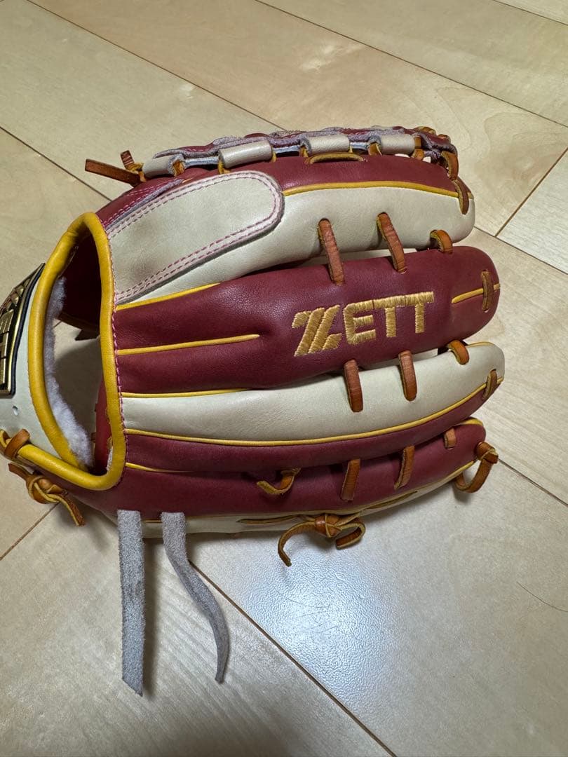 ZETT Pro Status 軟式オーダーグローブ 源田モデル　左投げ用