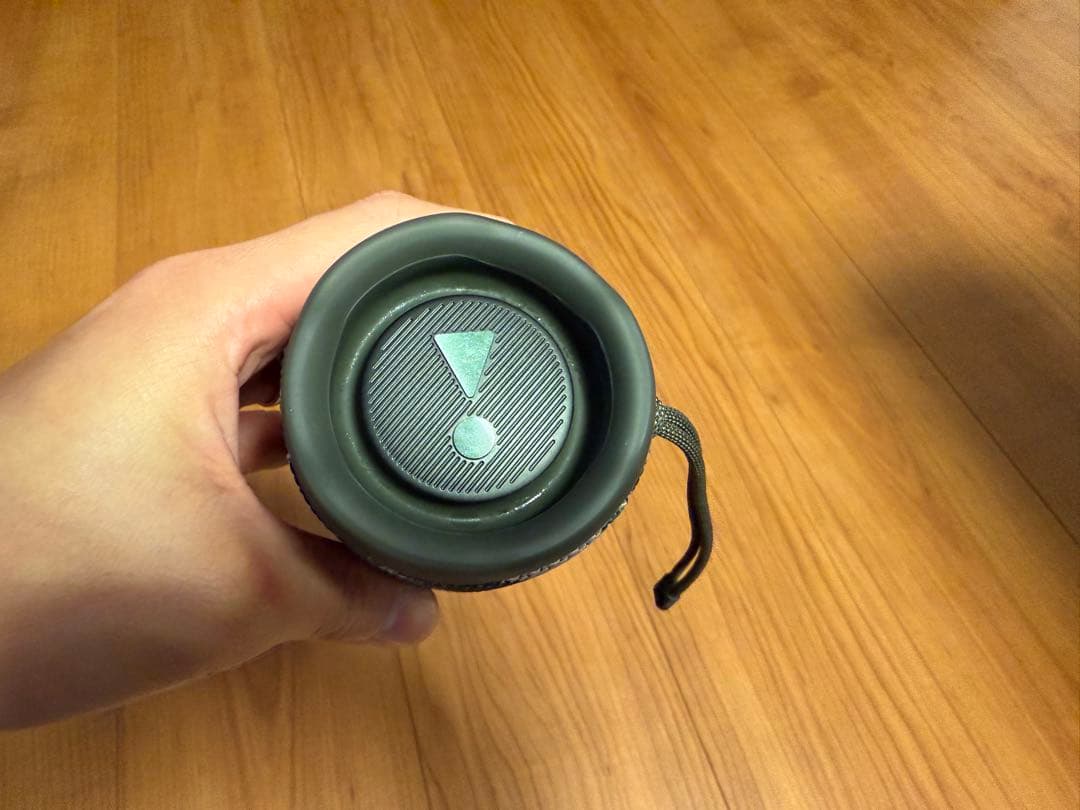 JBL FLIP 6 迷彩 Bluetoothスピーカー