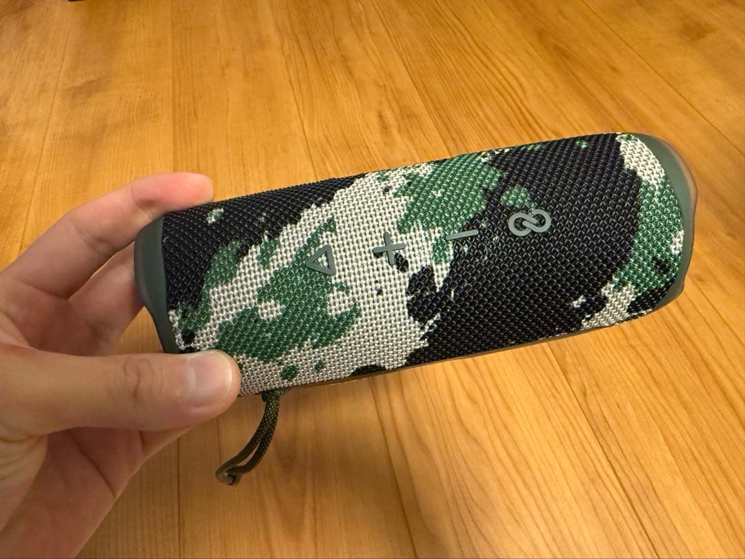 JBL FLIP 6 迷彩 Bluetoothスピーカー