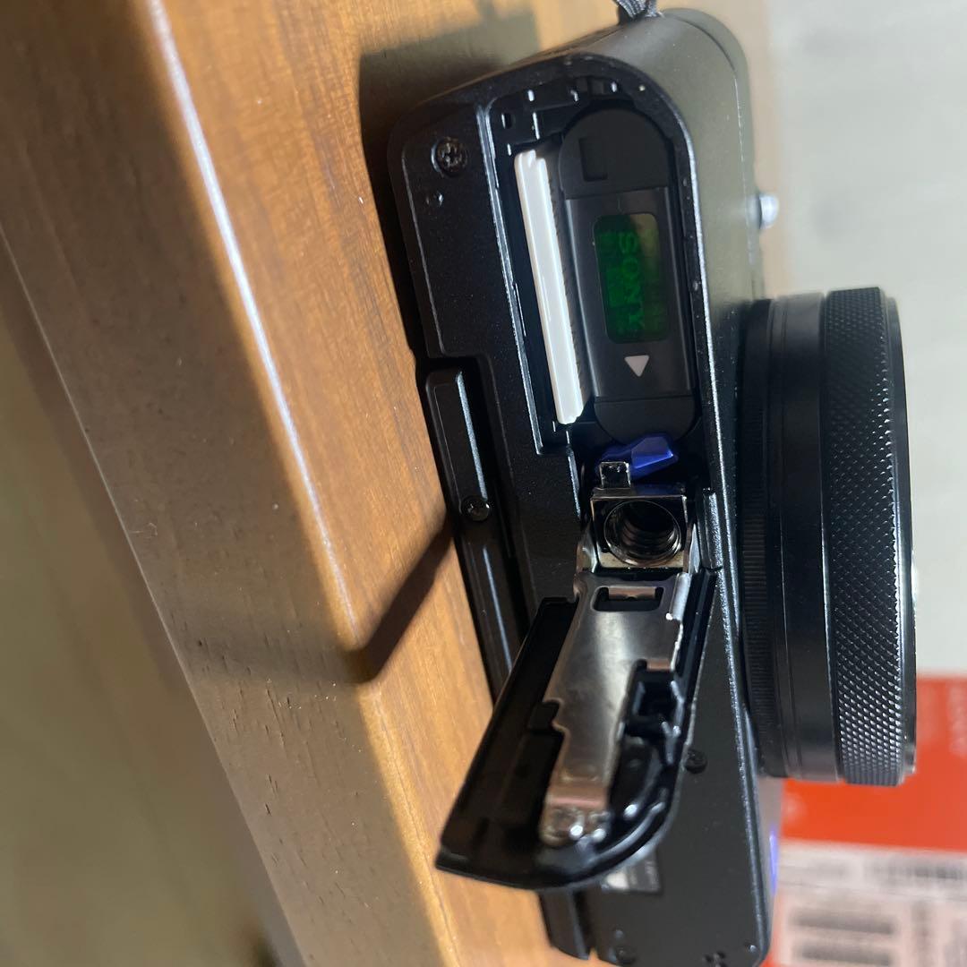 SONYサイバーショット DSC-RX100M4