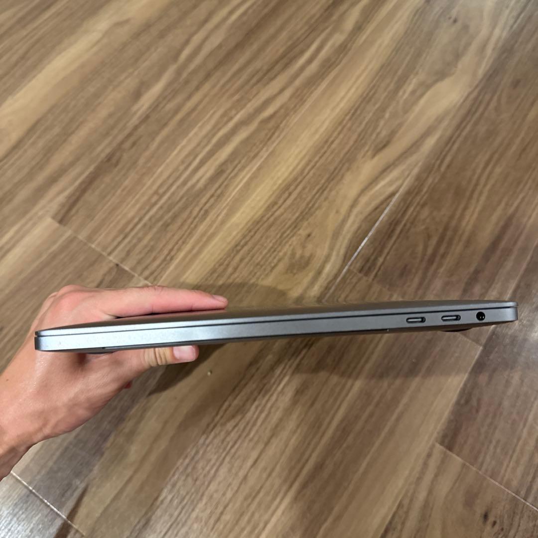 MacBook Pro 13インチ　シルバースペースグレイ