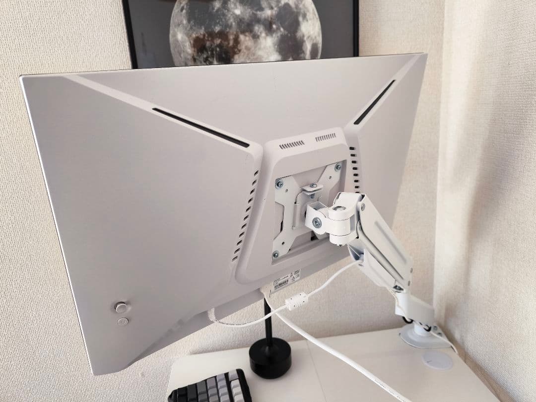 Amzfast / 320hz・1ms・24.5インチ / ゲーミングモニター白