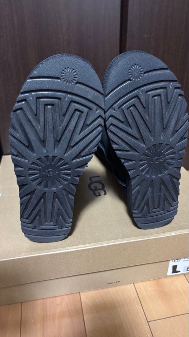 UGG ブラック ムートン　CLASSIC TALL II 8