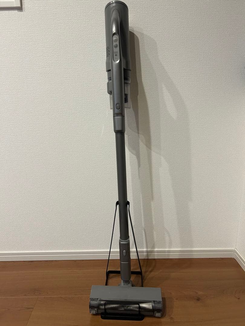 【グルグル】Panasonic コードレス掃除機　MC-SB52K