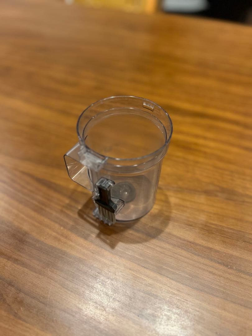 【グルグル】Panasonic コードレス掃除機　MC-SB52K