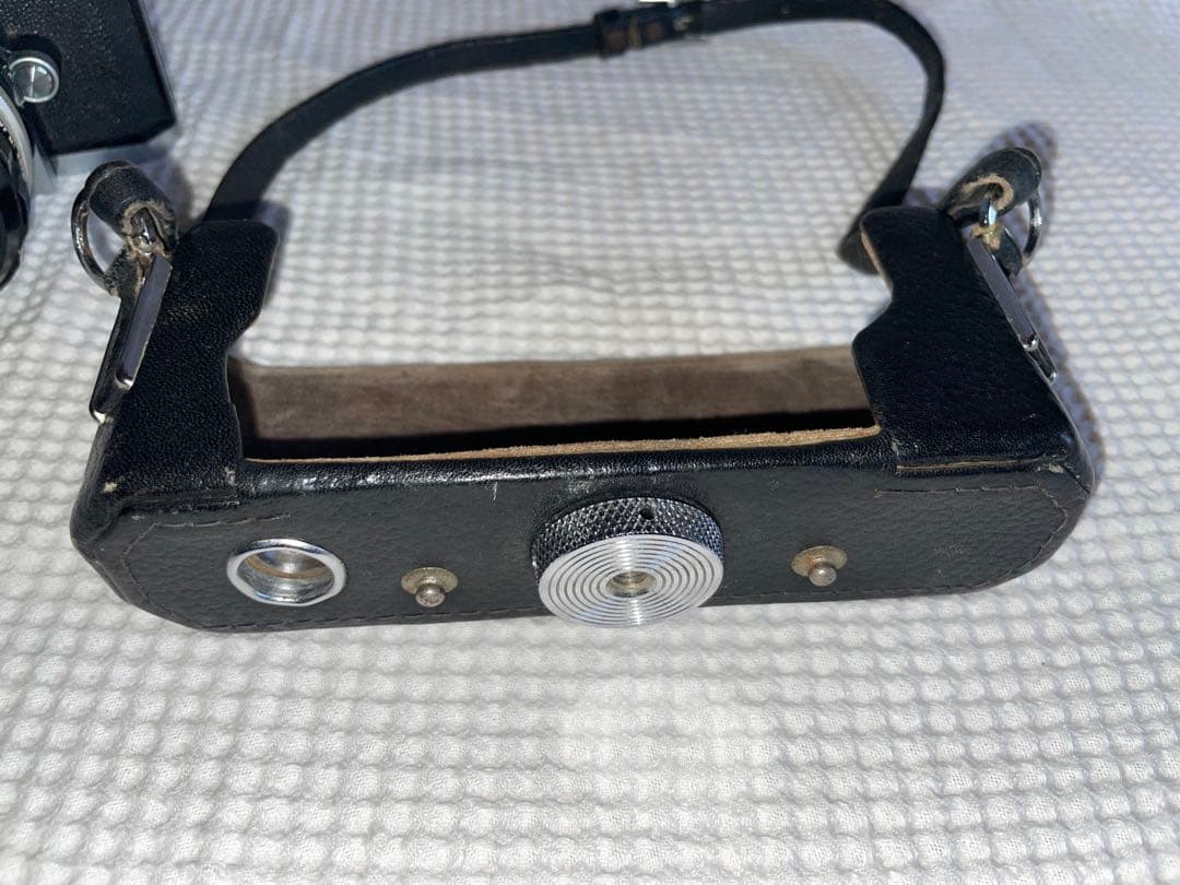 Nikon F 一眼レフカメラ 35mm フィルム