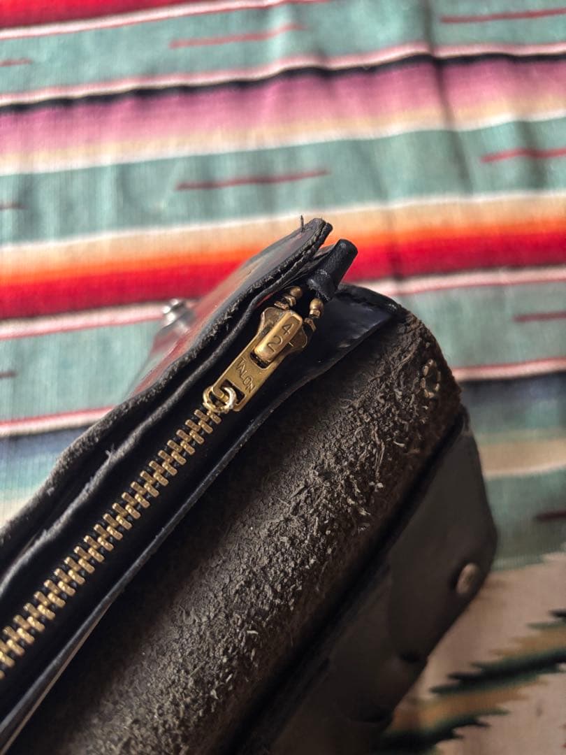 HTCミディアムウォレット財布 レアブラックサファイアネイティブレザー財布黒