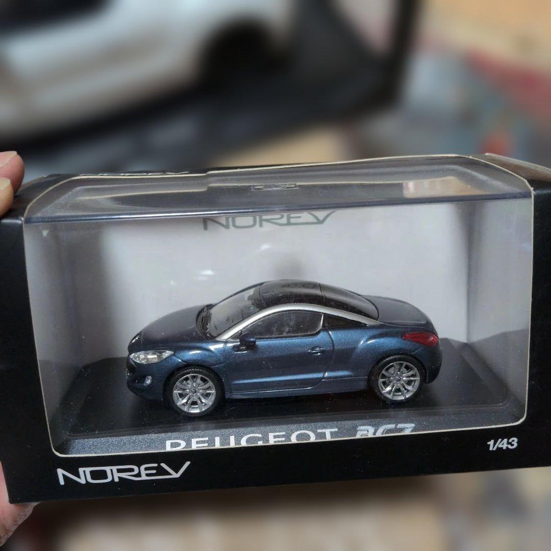 Peugeot RCZ ミニカーセット