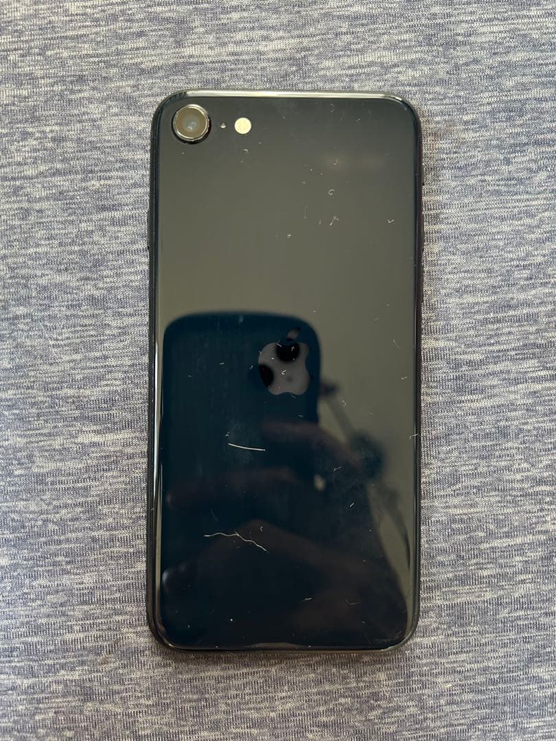 スマートフォン本体 Apple iPhone SE 64GB