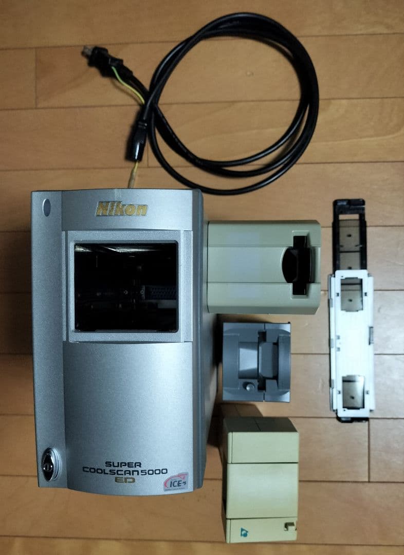 Nikon SUPER COOLSCAN 5000 ED フィルムスキャナー