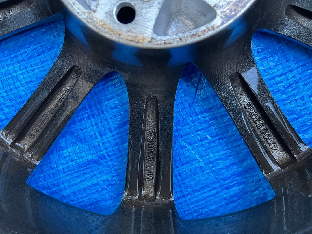 マナレイスポーツ 215/60R17 スタッドレス4本セット