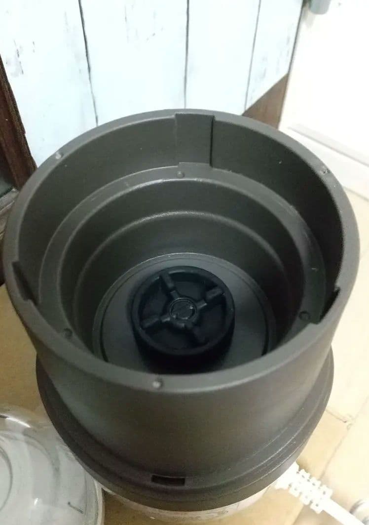 オススメ➰(^o^)IWATANI岩谷産業 サイレントミルサーIFM-S30G