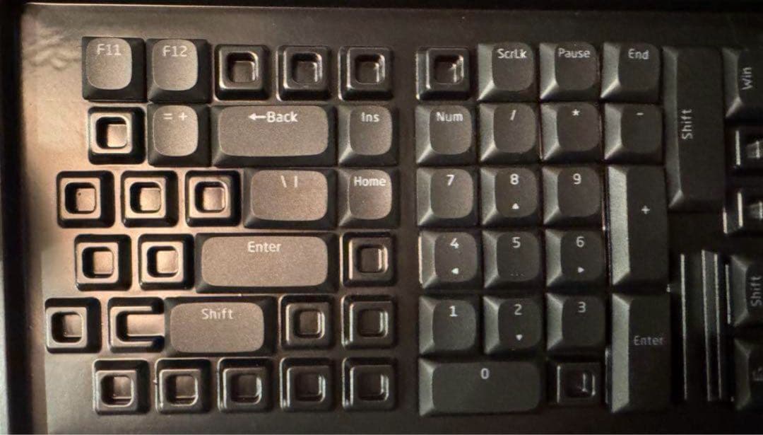 【新品】keyball61 完成品　XVX ロープロファイル仕様