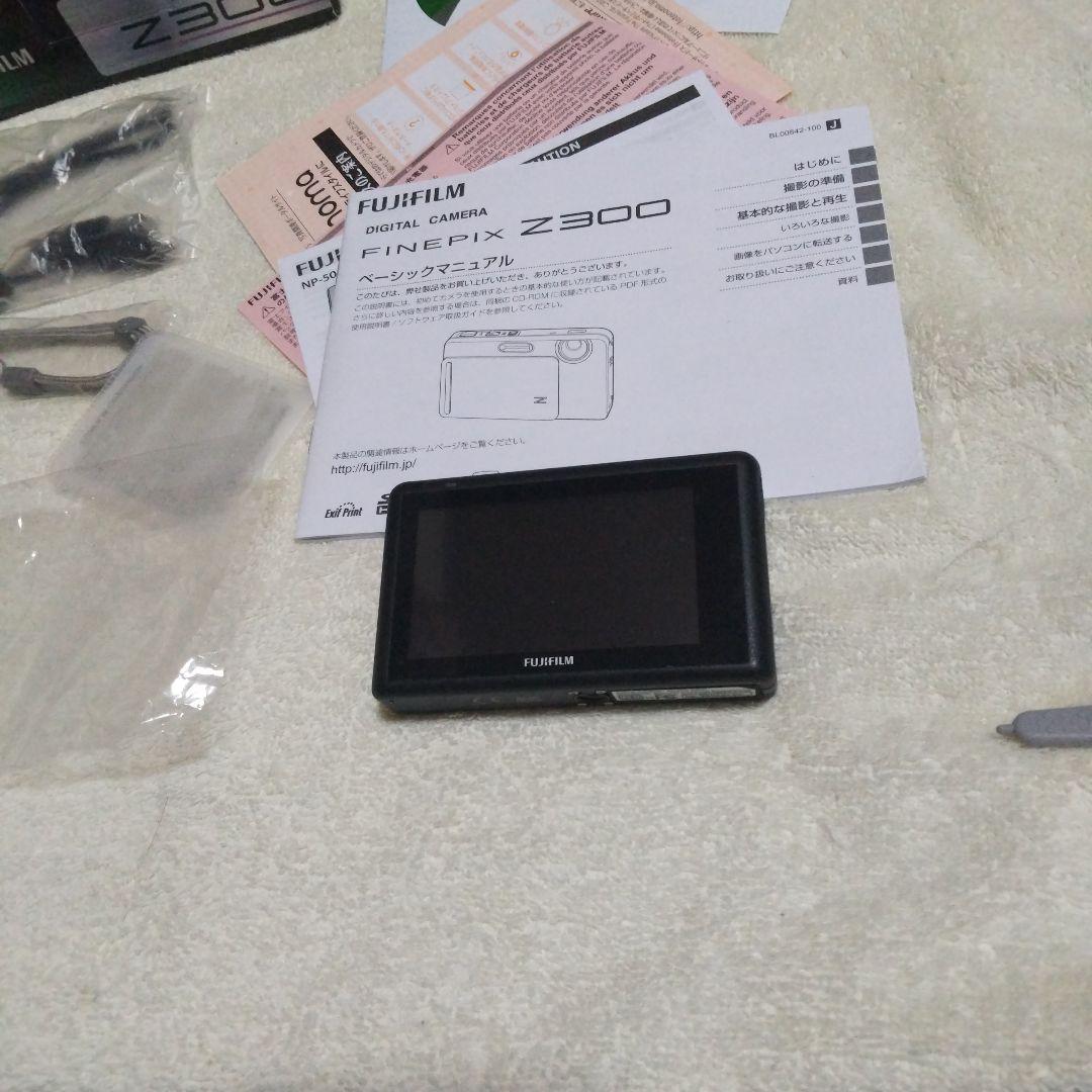 ⭕️新品★Z300 黒色★富士フイルム★箱付き★動作品