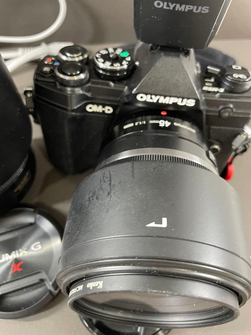 Olympus OM-D ミラーレスカメラセットレンズ2本
