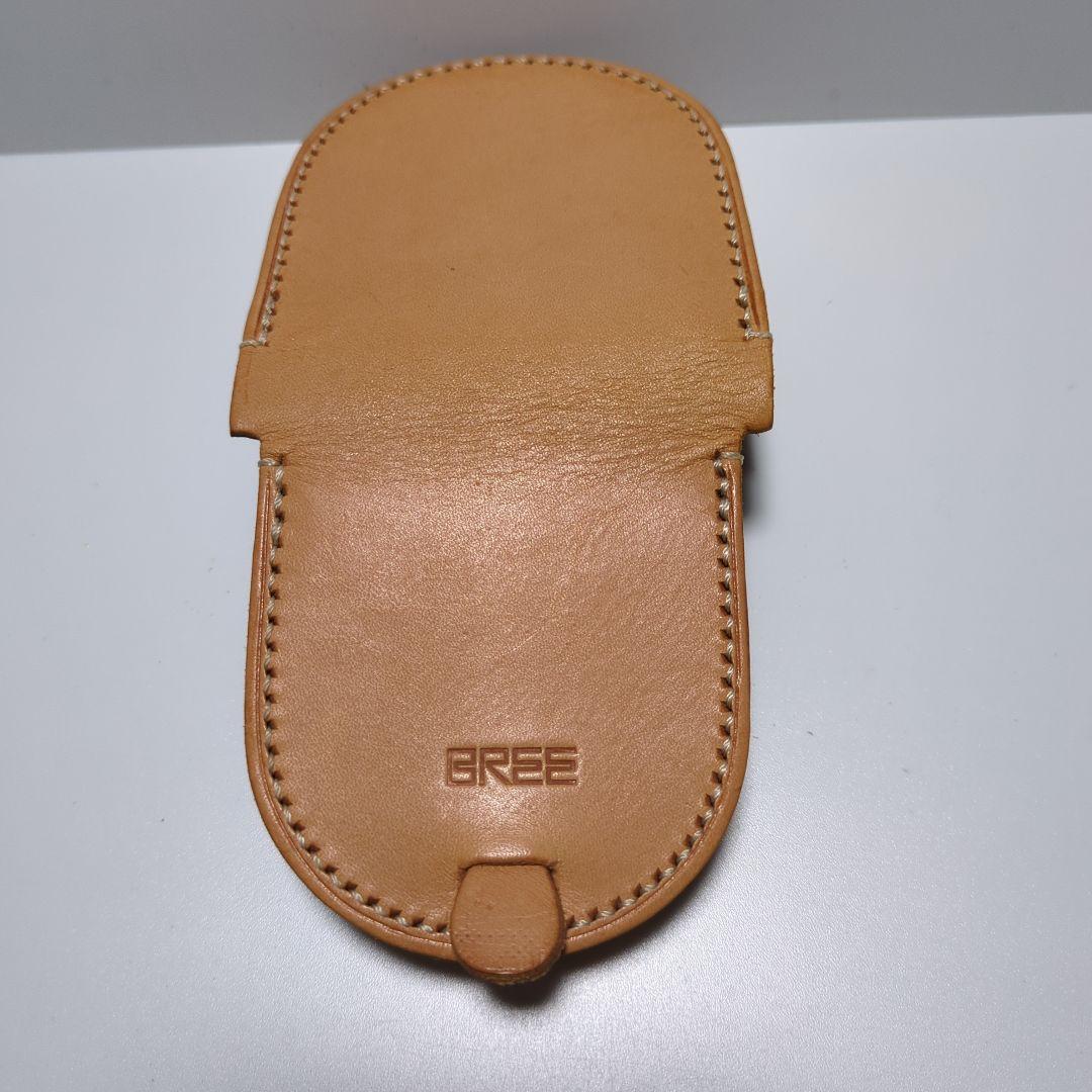 未使用　BREEブリー ベージュ　ヌメ革　ケース