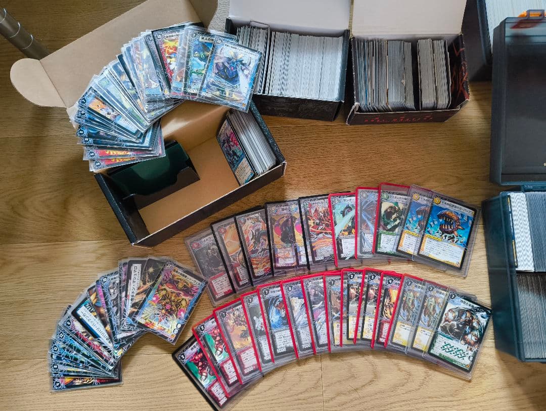 デュエルマスターズ　まとめ売り　デッキ　引退　カード　ストレージ　ケース付き