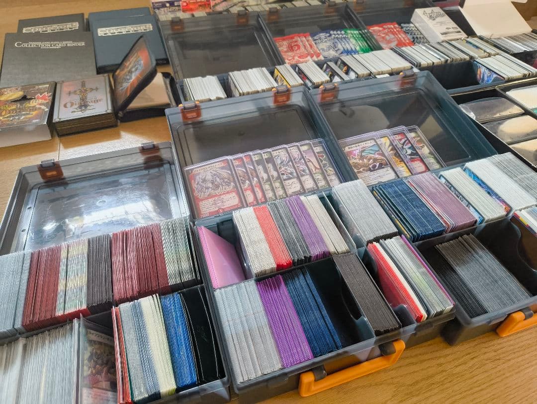 デュエルマスターズ　まとめ売り　デッキ　引退　カード　ストレージ　ケース付き