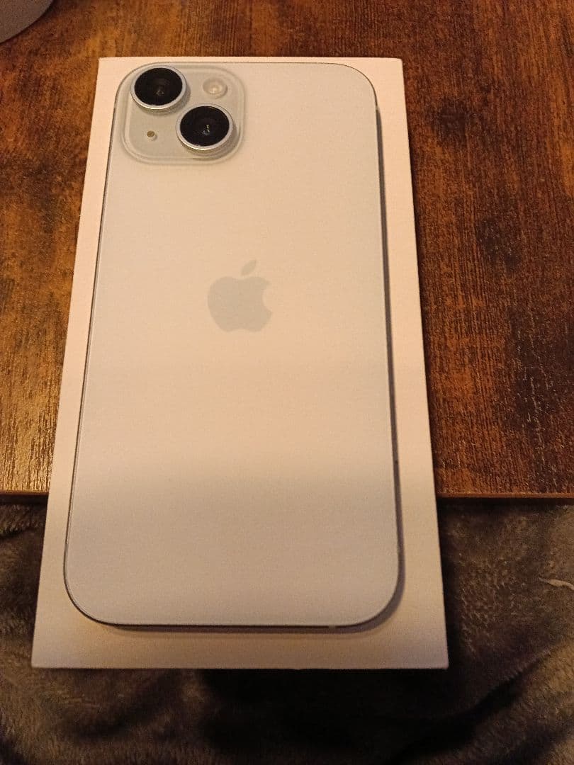 Apple iPhone 15 カラーブルー128GB