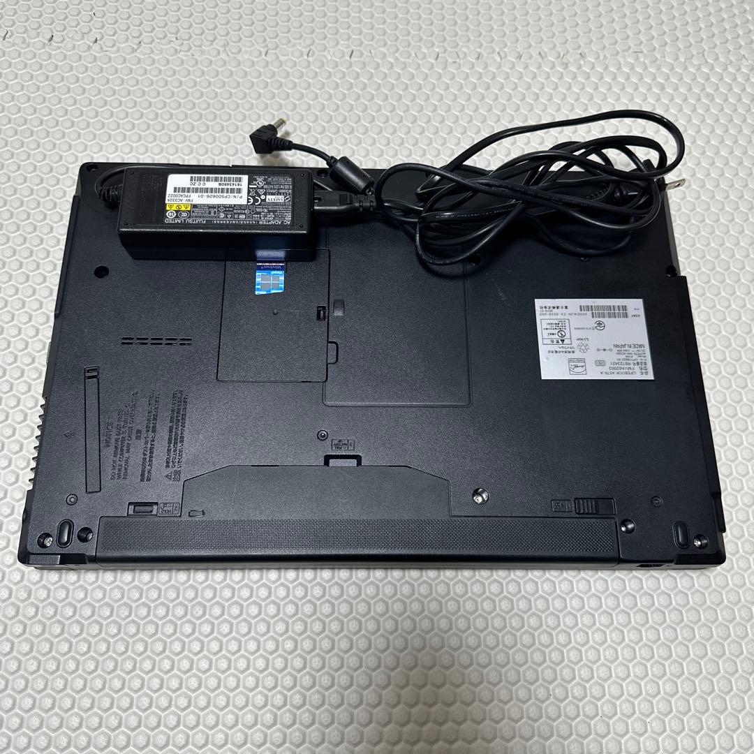 富士通A579/I5八世代/8G/256G SSD/15.6HD