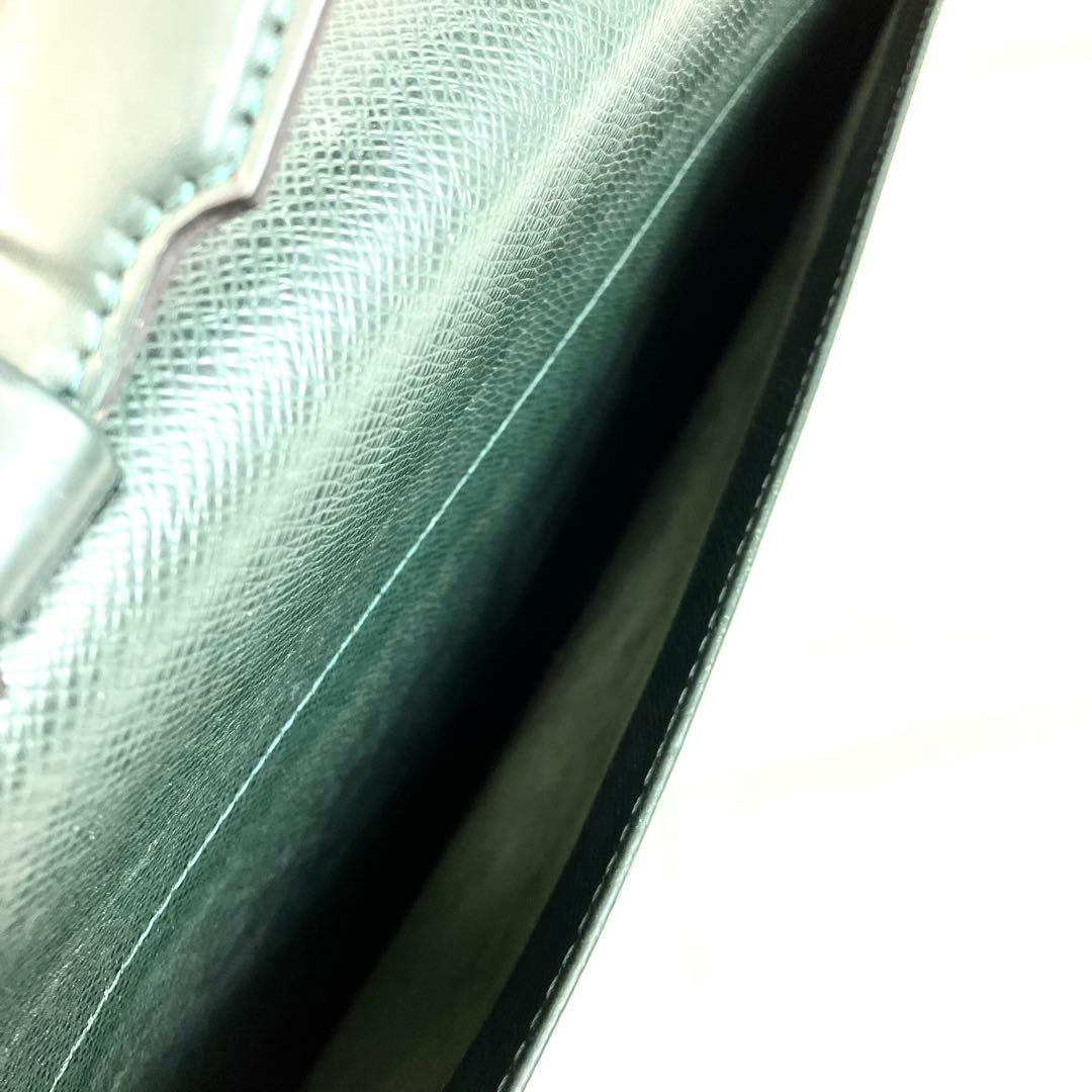 ルイヴィトン　タイガ　ブリーフケース セルヴィエット　モスコバ　A4