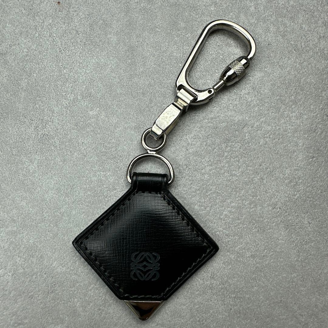 LOEWE ロエベ アナグラム ブラック レザー キーホルダー キーチャーム