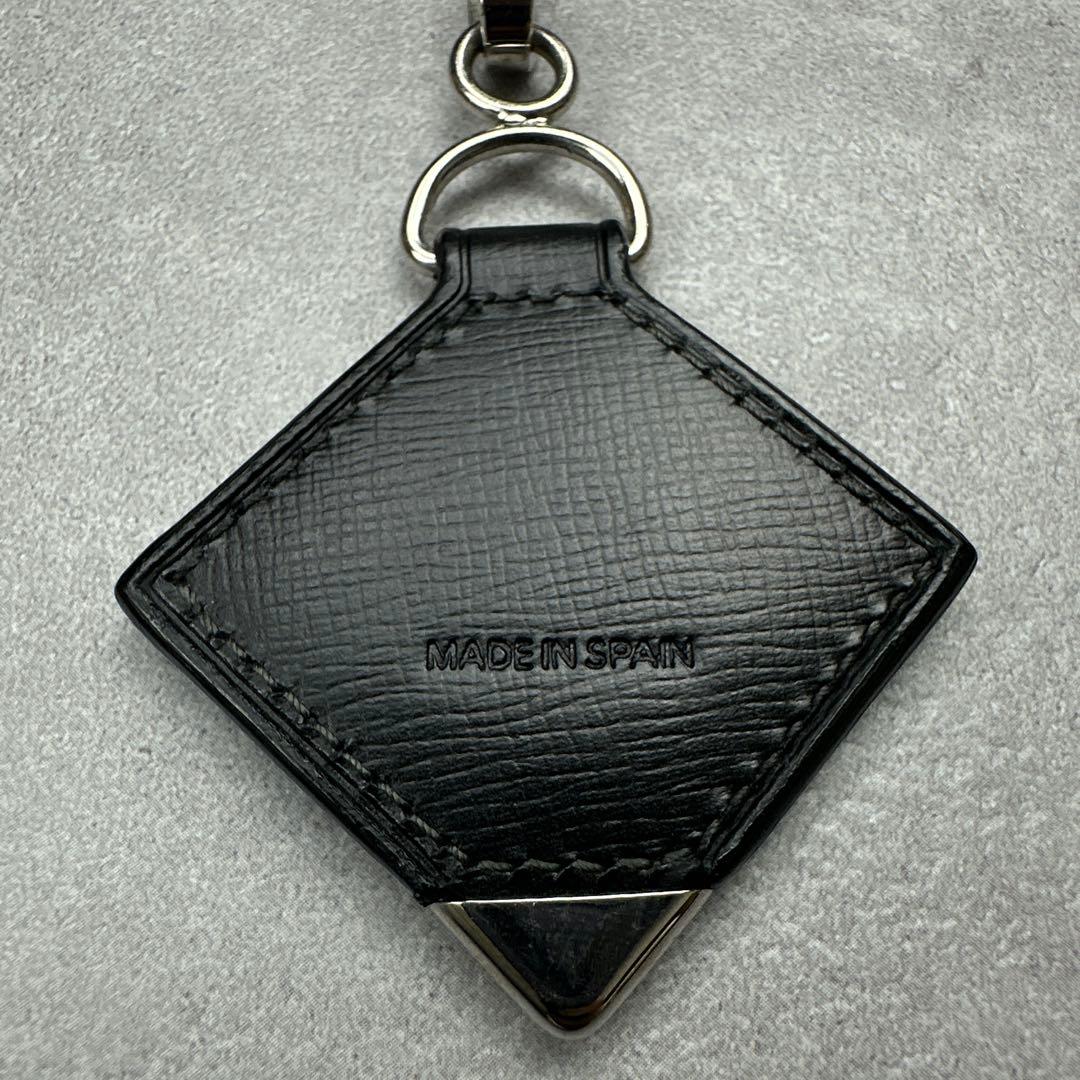 LOEWE ロエベ アナグラム ブラック レザー キーホルダー キーチャーム