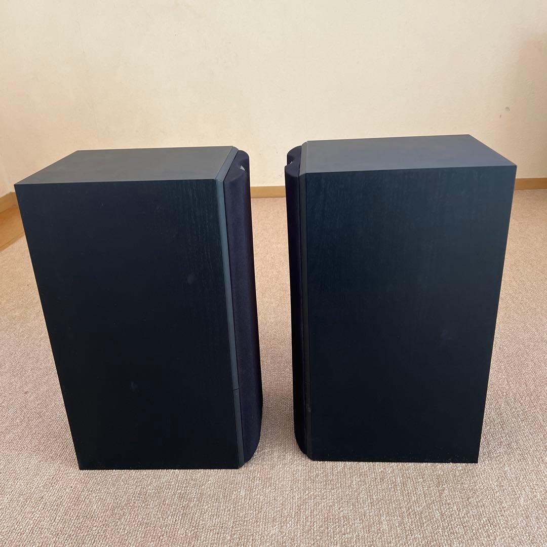 B&W （Bowers & Wilkins）スピーカー　DM602