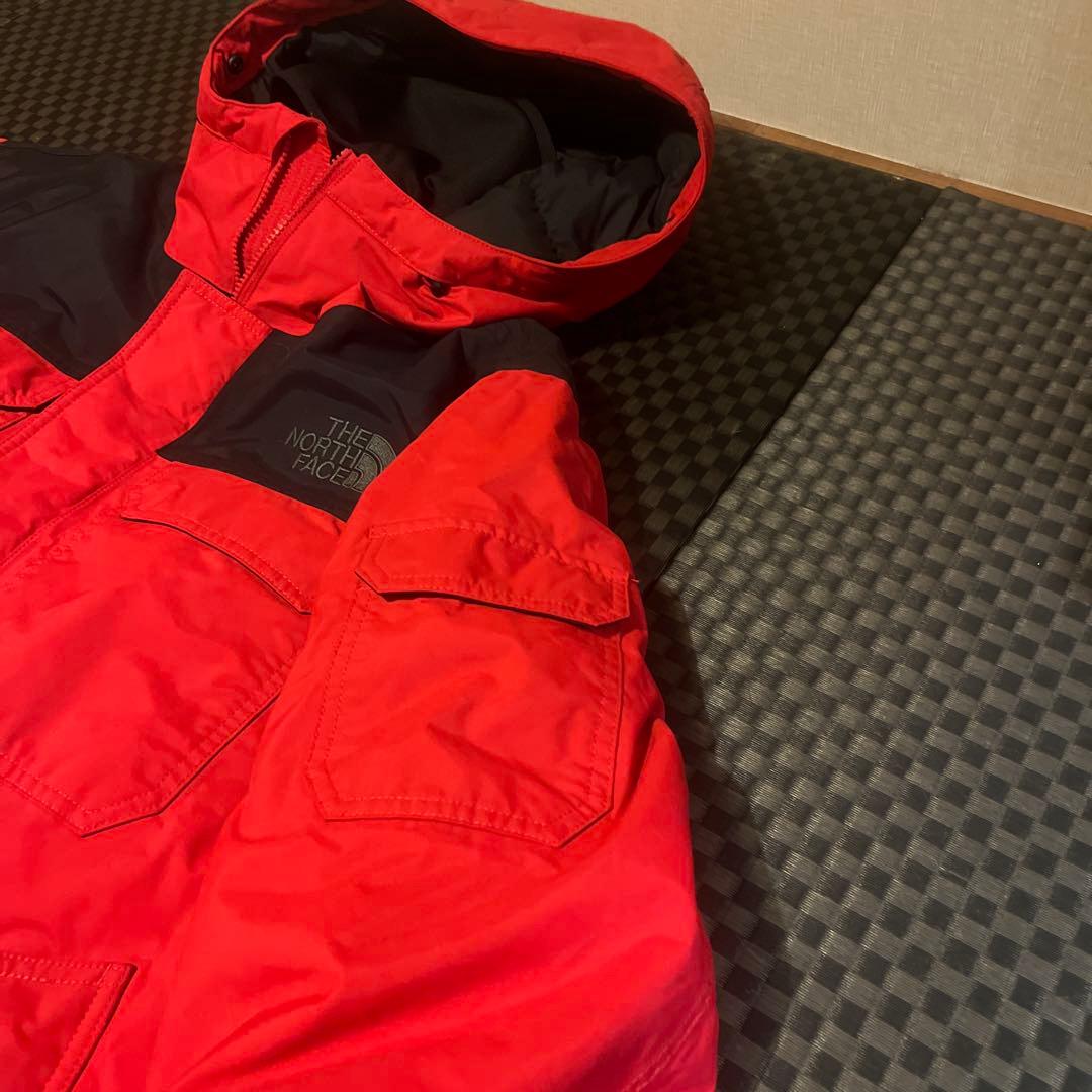 THE NORTH FACE マウンテンダウンパーカー レッド