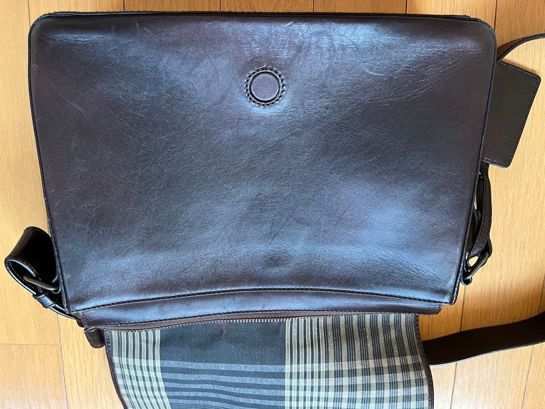 マザーハウス ショルダーバッグ アンティーク レザー ダークブラウン