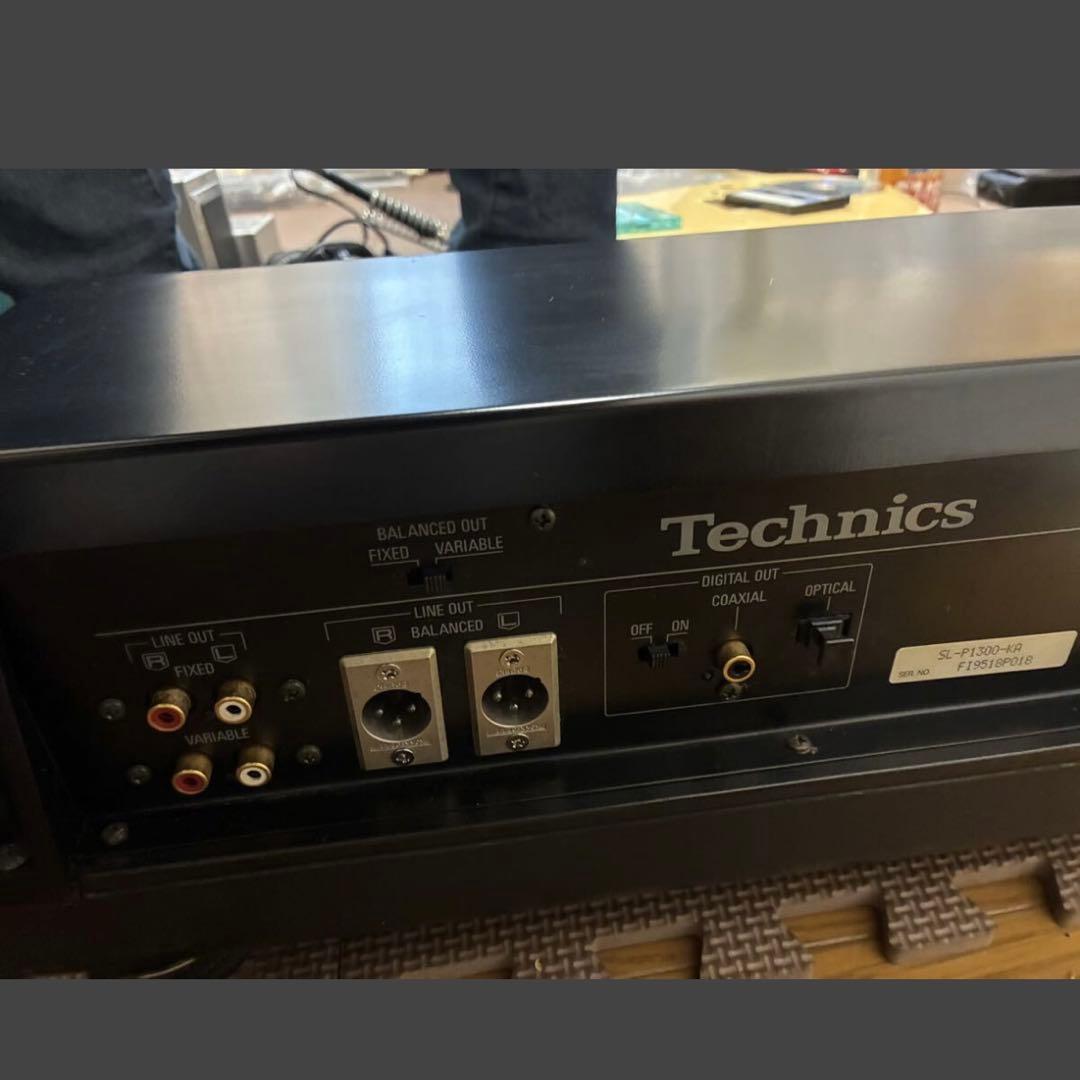 Technics テクニクス SL-P1300 CDプレーヤー ②