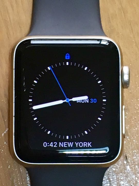 ゴールド Apple Watch、 Series 2 42mmバンド２つ付き