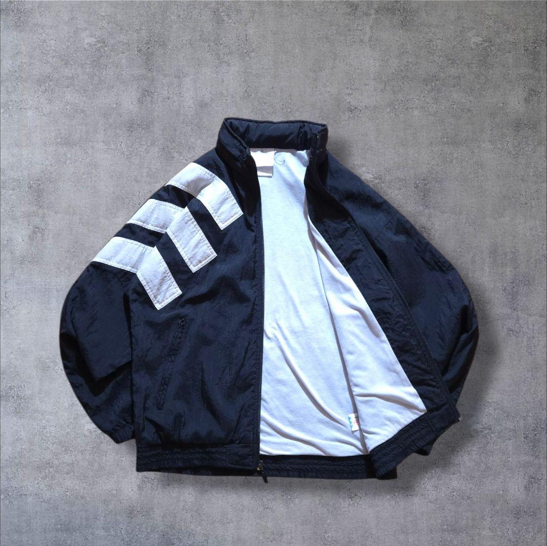 90sadidasアディダスナイロンジャケット銀タグ万国旗タグ刺繍
