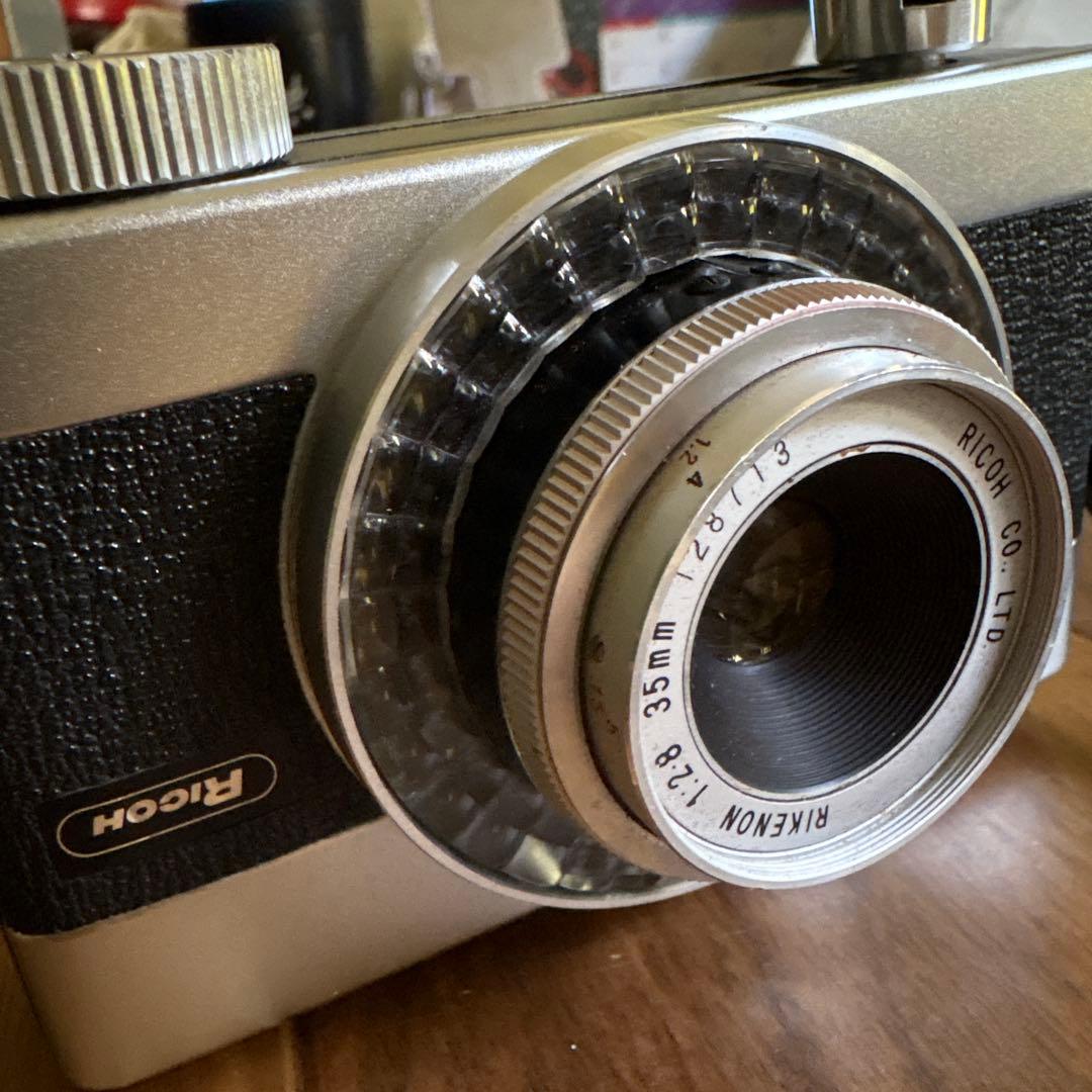昭和40年代アンティーク　RICOH カメラ