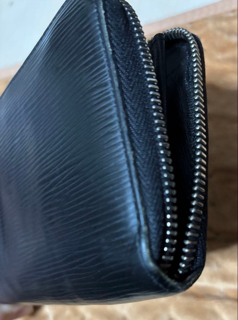 Louis Vuitton ブラック エピレザー 長財布