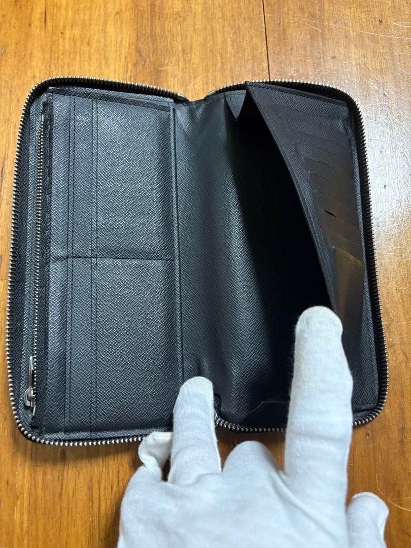 【中古・美品】 LOUIS VUITTON ルイ・ヴィトン( 長財布）正規店購入