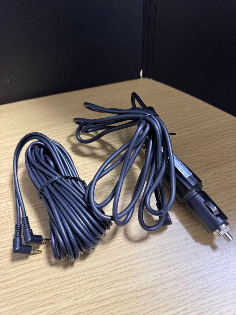 Y-401di ユピテル ドライブレコーダー　無線LAN搭載