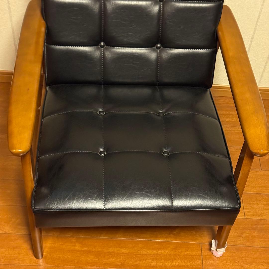 極美品　Karimoku カリモク60 Kチェアー 1シーター アームチェアー