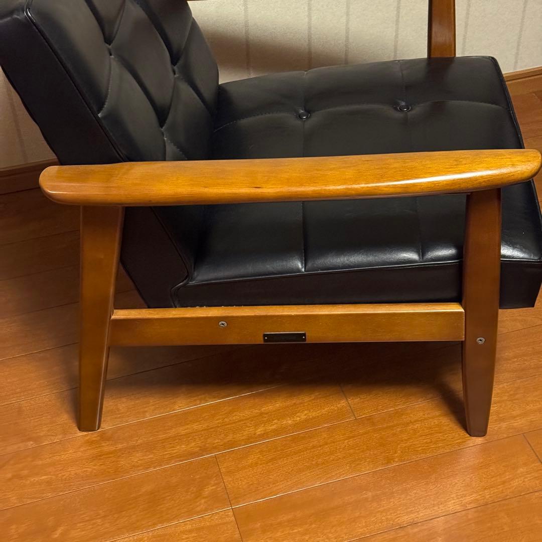 極美品　Karimoku カリモク60 Kチェアー 1シーター アームチェアー