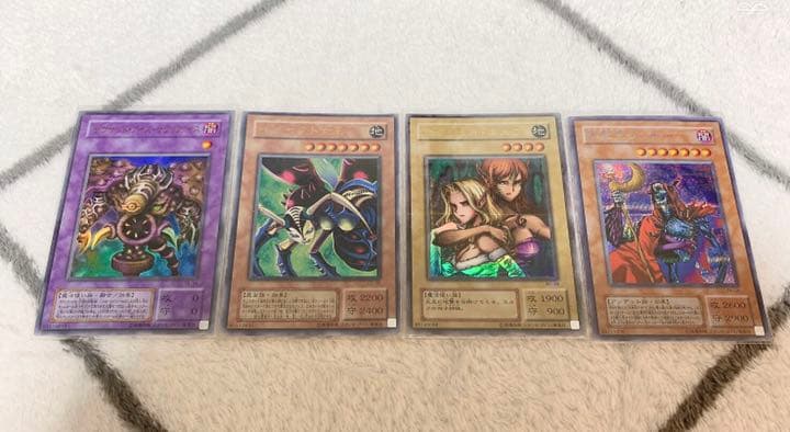 遊戯王 カード19枚（希少）まとめ売り（SE3枚PA4枚UR11枚SR1枚）