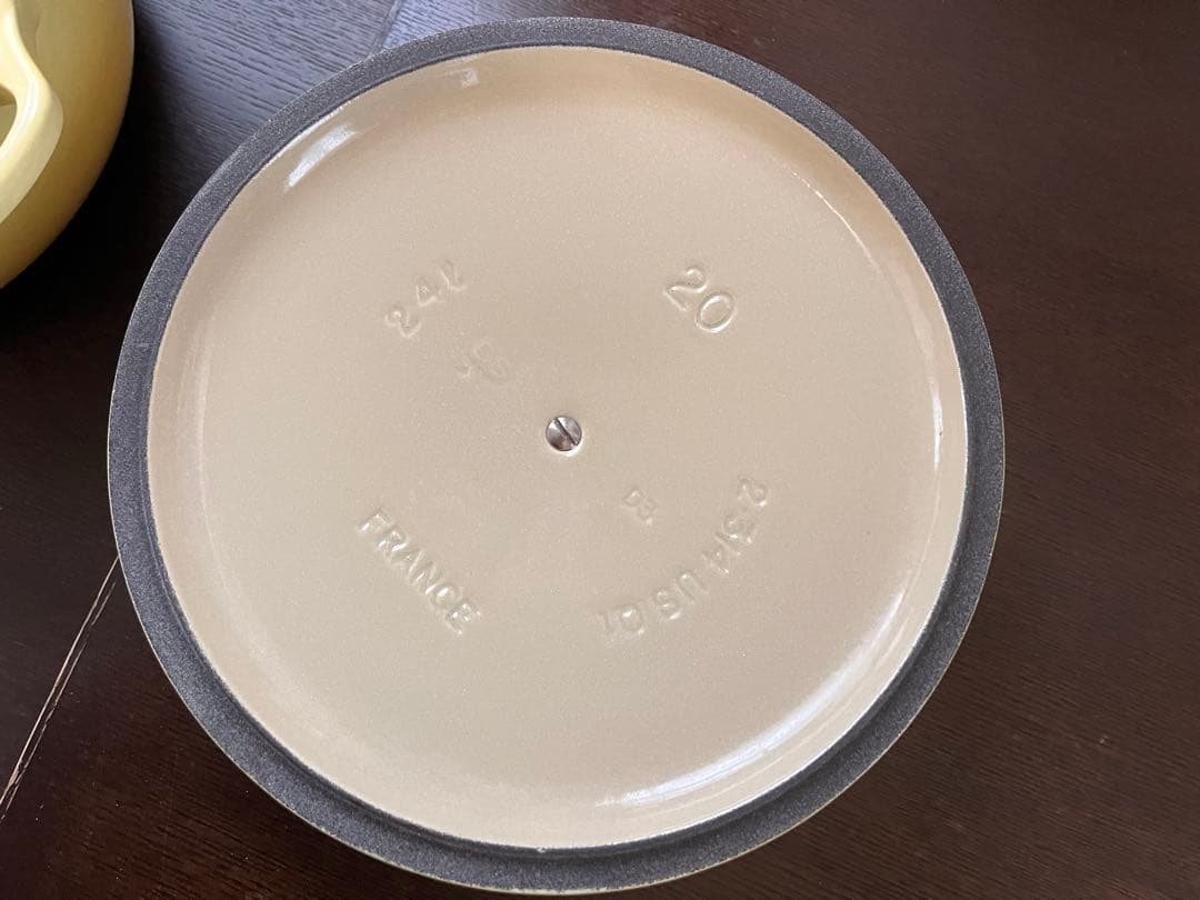 美品　ルクルーゼ　ココットロンド　20cm イエロー