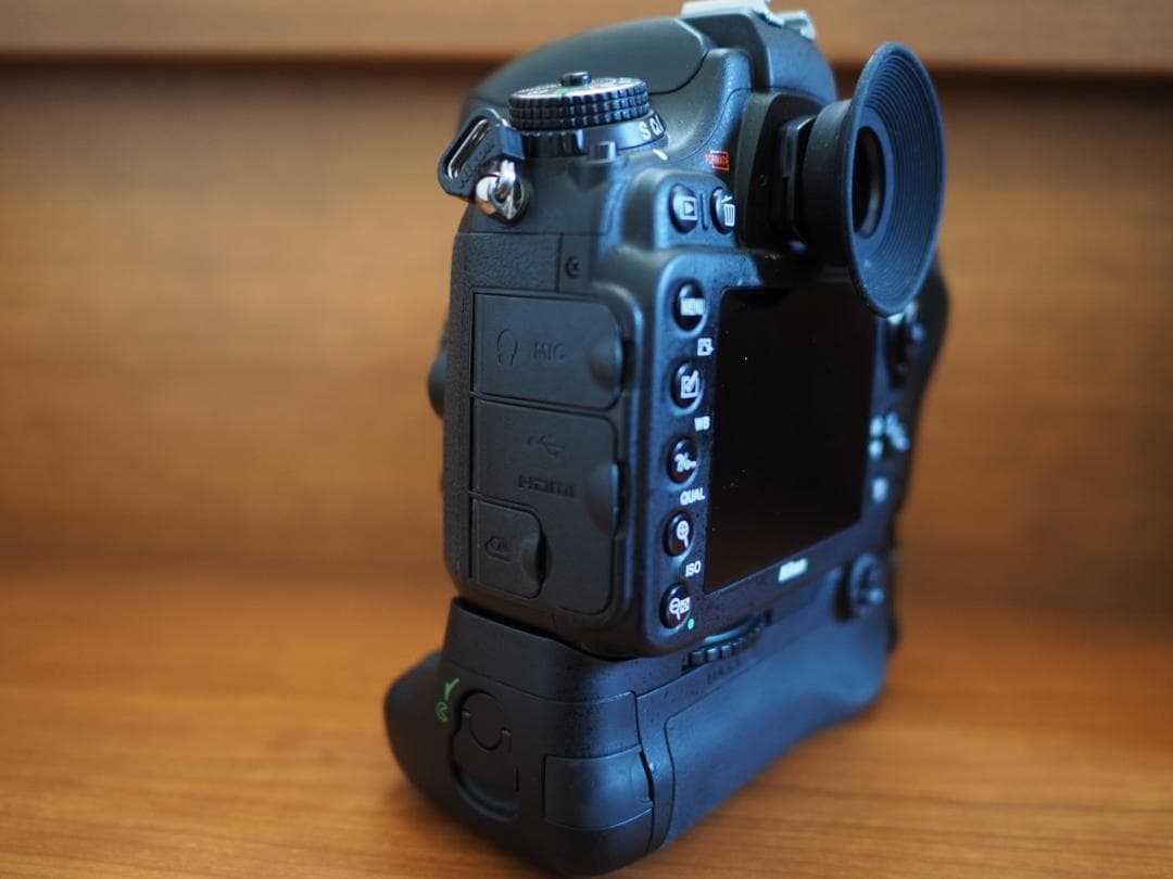 Nikon D610 デジタル一眼レフカメラ