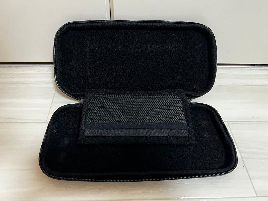 Nintendo Switch（通常使用は可、ケース付）