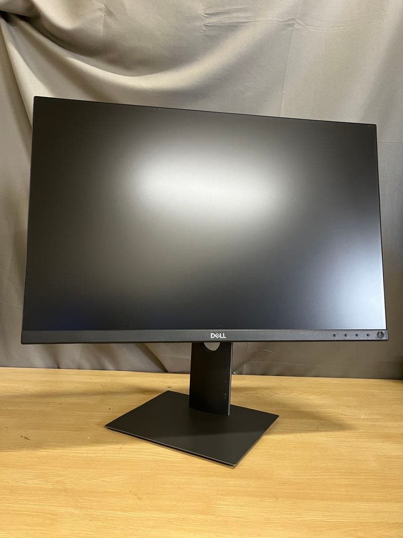 DELL P2421 24.1インチ液晶モニター　回転/高さ調整
