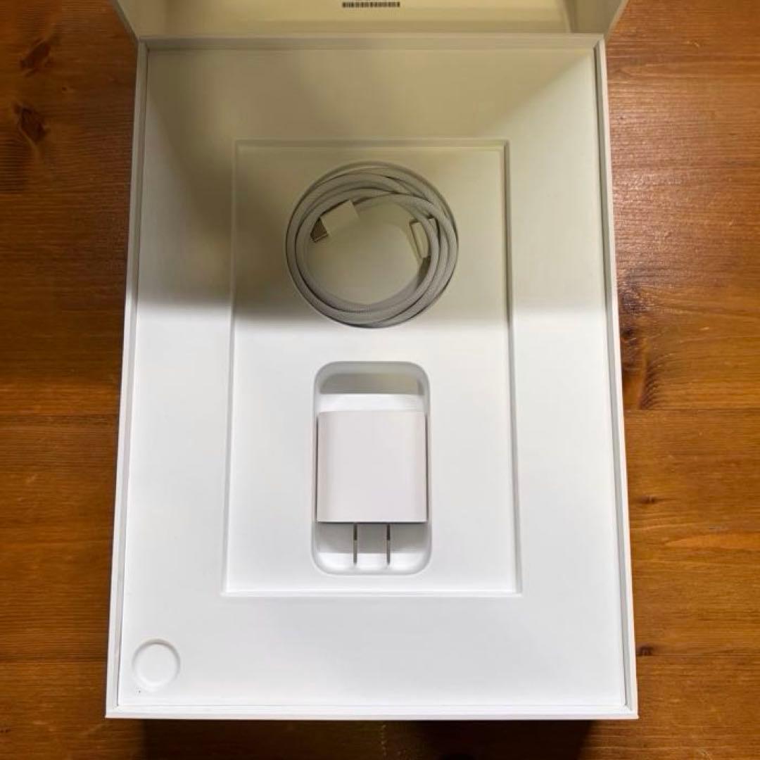 Apple iPad Air シルバー 本体