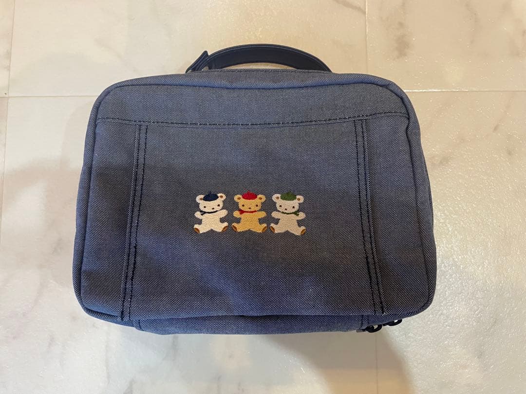 ※多少のお値下げ可能です※ familiar おむつポーチ