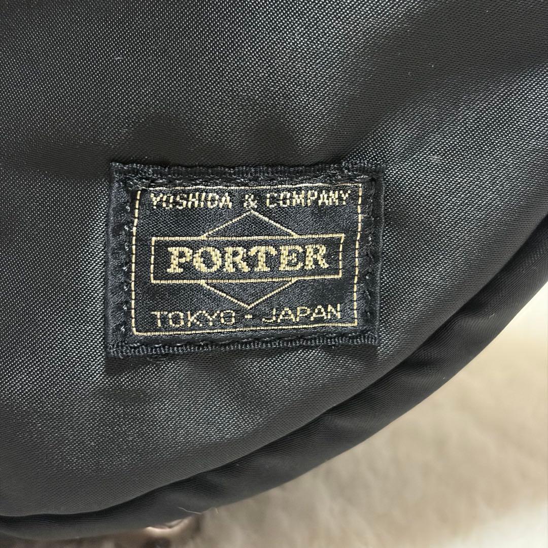 PORTER タンカーショルダーバッグ ハーフムーン 舟形 吉田カバン　オーバル