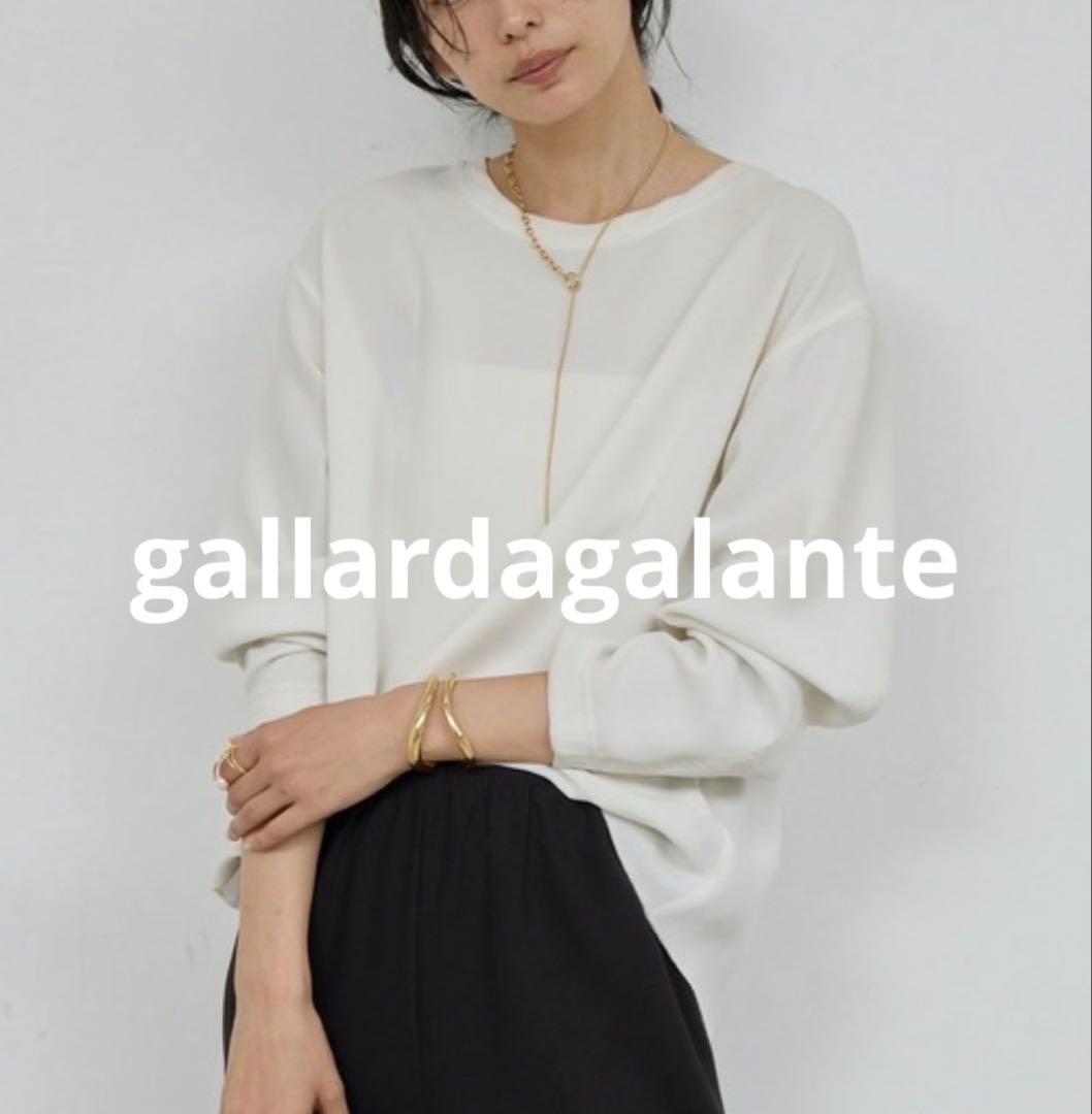 ガリャルダガランテ　1,7万円　バックスリットブラウスT ホワイト　白