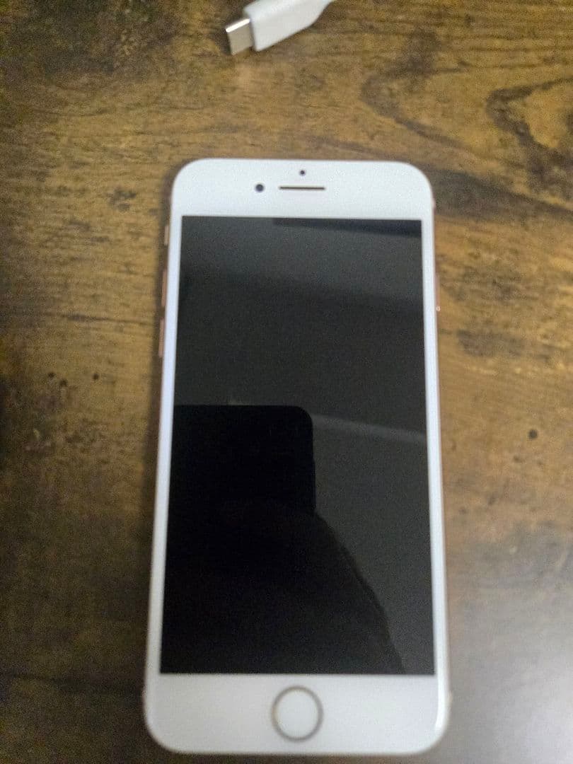 iPhone 8 Gold 64 GB SIMフリー