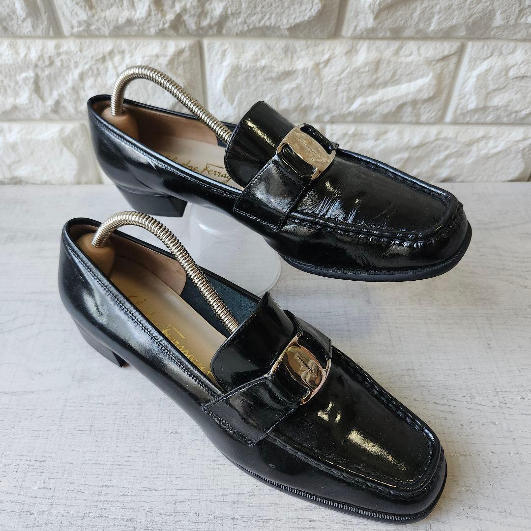 極美品 Salvatore Ferragamo✨ローファー ヴァラ エナメル